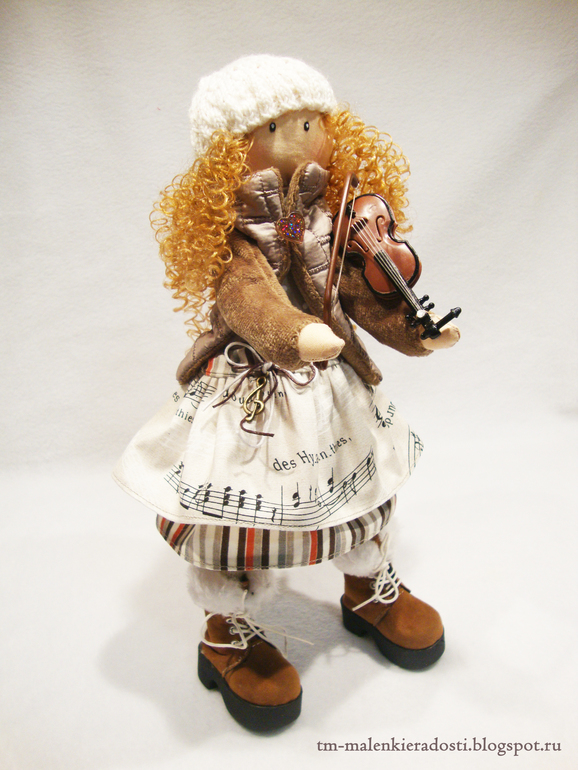 Льется музыка, музыка, музыка...