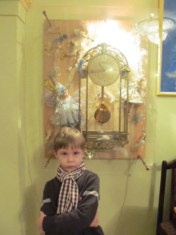 Теперь мы театралы)))