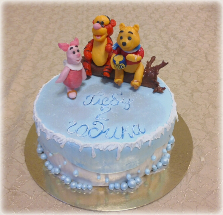 зимний тортик с Винни:)