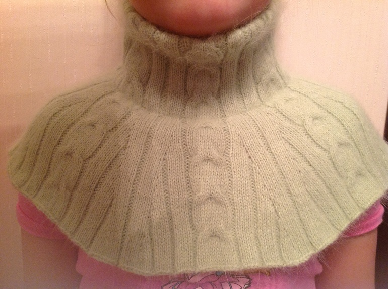 Манишка. Кроличий пух. Повторю на заказ.