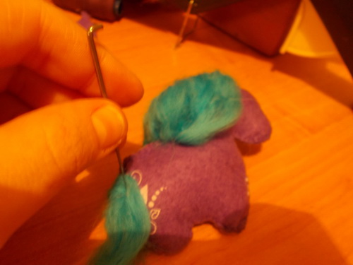 Лошадка из фетра