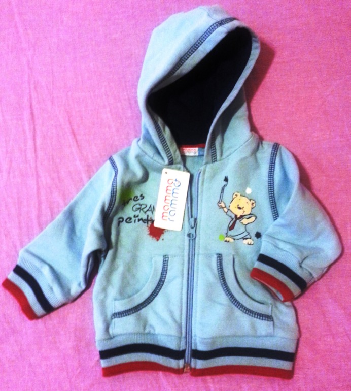 Вещи на мальчика абсолютно новая! Недорого!