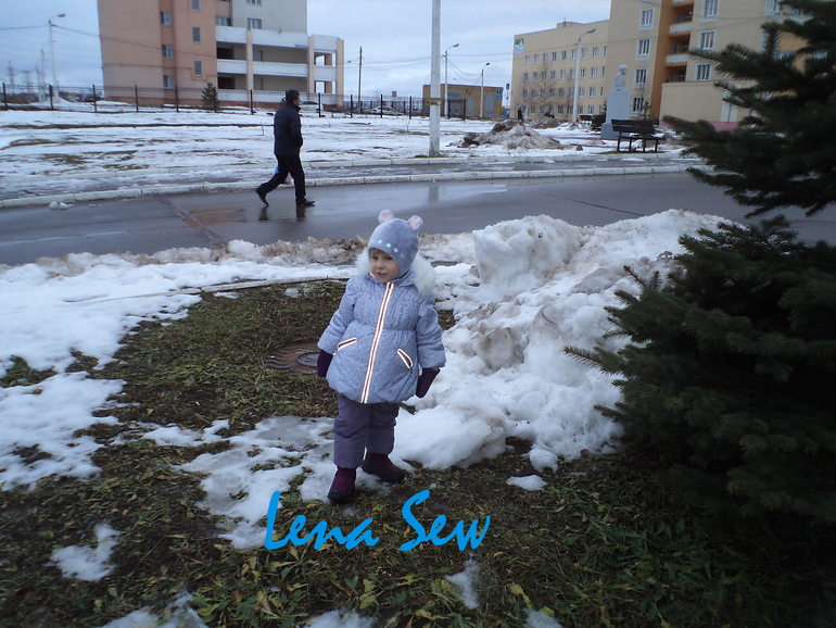 Сфоткала дочку в образе Мышки