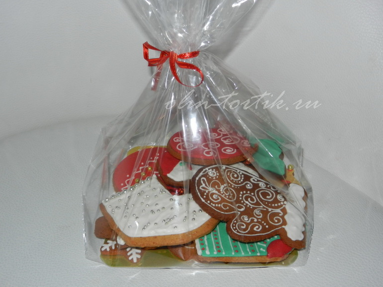 Еще пряники новогодние