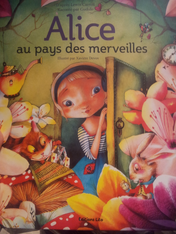 Французские Алисы.