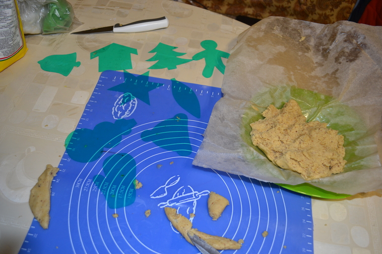 Мои новогодние прянички... И в подарок и для себя...