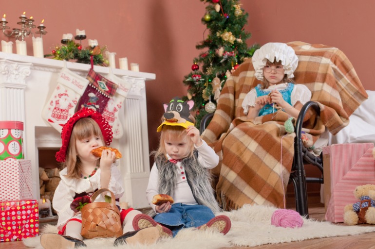 Новогодняя фотосессия. Красная шапочка и другие...