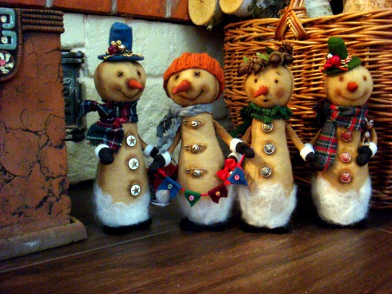 Снеговички- пирожки.....)