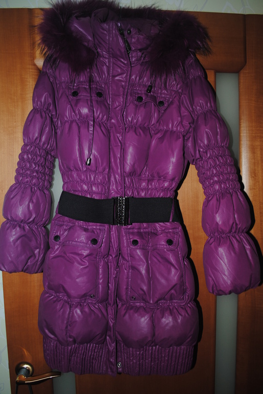 Пуховик на девочку 152 б\у