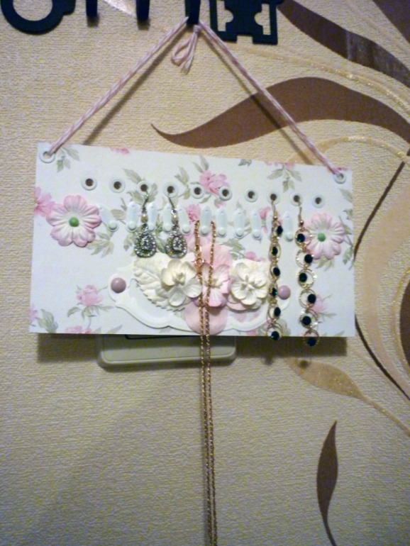 Наипростейший мастер-класс "Держатель бижутерии"