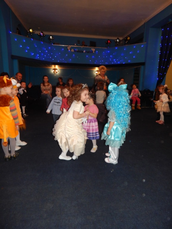 Новогодняя ёлка в театре кукол!