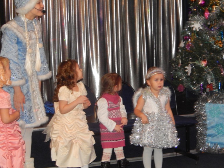 Новогодняя ёлка в театре кукол!