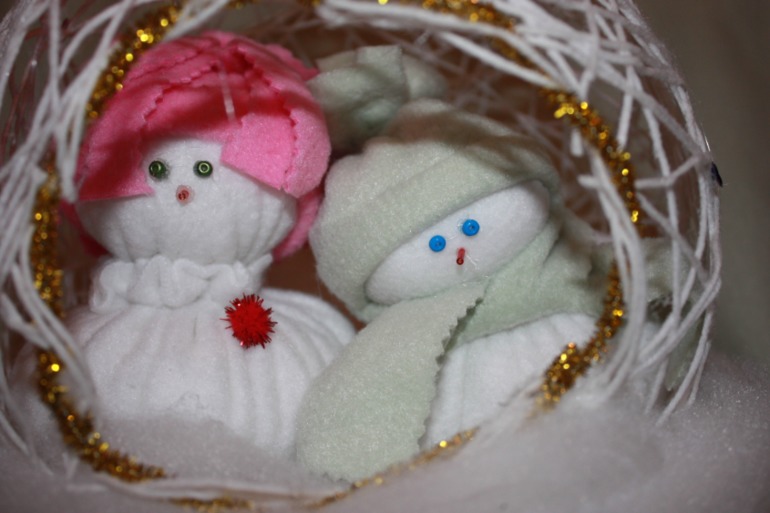 Снеговики в клете)