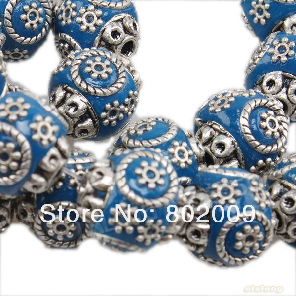 Фурнитура, подвески и бусины в наличи