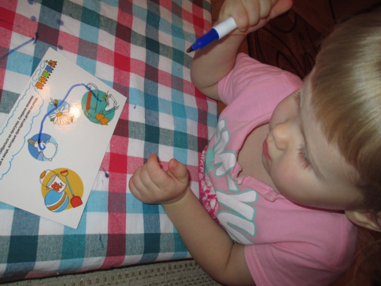 Рисуем, стираем и снова играем:))