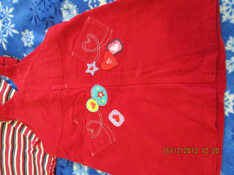 Фирменная одежда на девочку 3-4 лет.