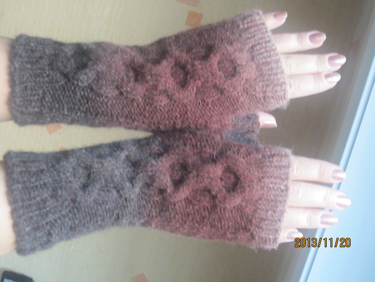 Митенки "Медальончики"