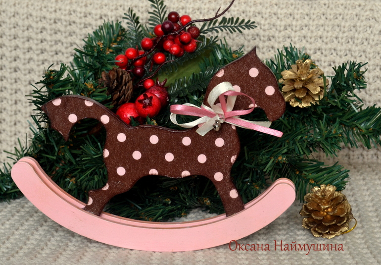 Деревянный лошадки  !!!