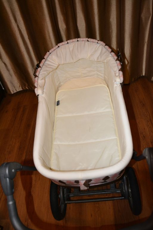 Продам коляску INGLESINA VITTORIA. Цвет Rose.