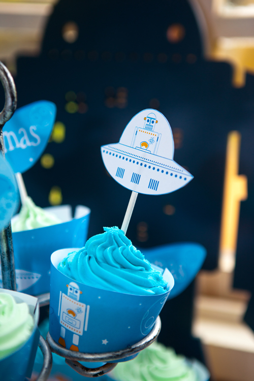 Little party: ракеты и роботы