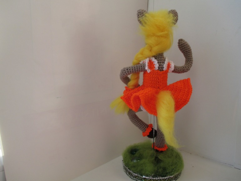 Лошадка балеринка Лола