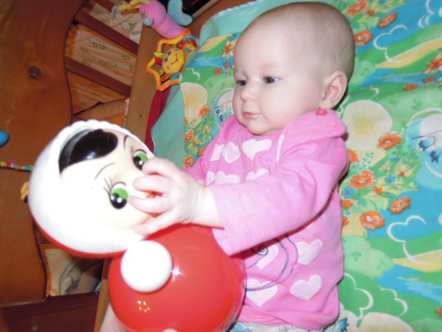 Моей Дюймовочке 4 месяца