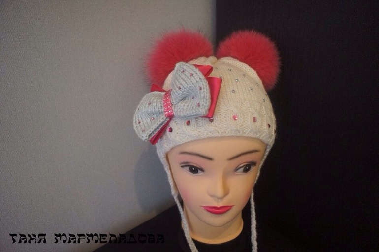 Шапочки с меховыми помпонами для детей и родителей, ручная работа!