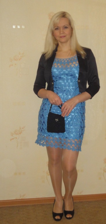 Ажурное платье крючком)))