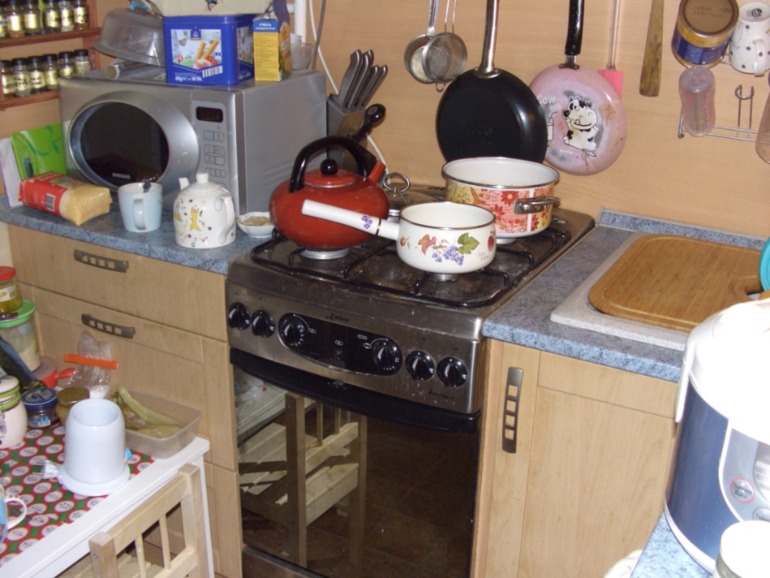 не могу найти места вещам на кухне((( дайте советов и пенделей!