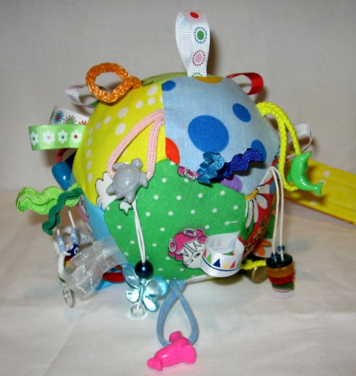 Мячик (предновогодний)