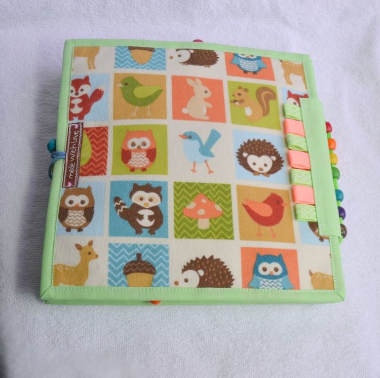 Именная развивающая книжечка)