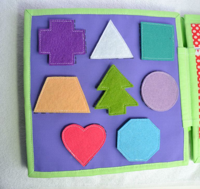 Именная развивающая книжечка)