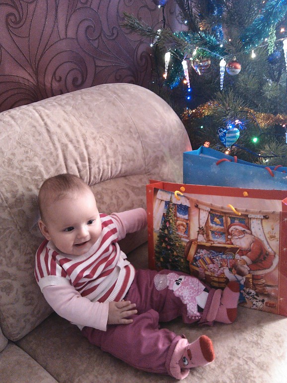 Маленькой полгода!