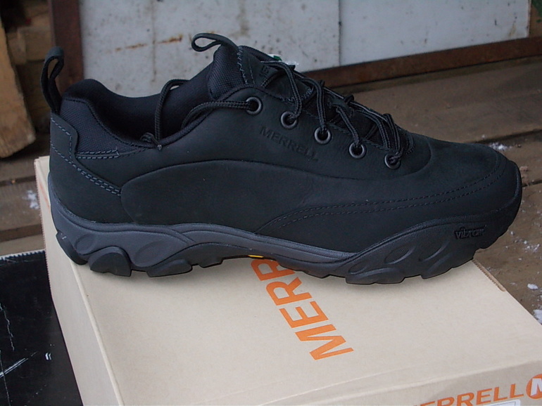 продам ботинки Salomon  MERRELL  GRAVEL SPORTновые
