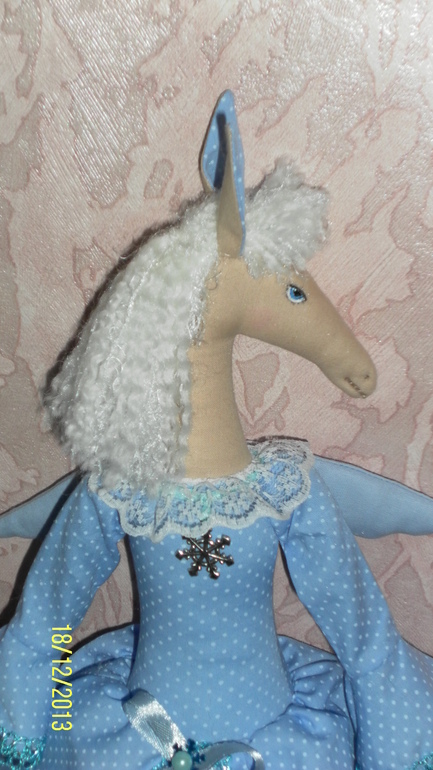 Новогодняя лошадка