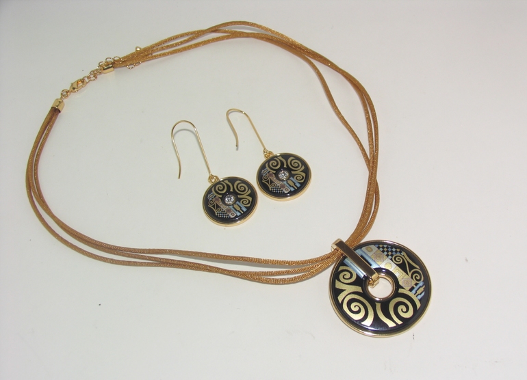 Комплекты (Frey will,подвеска и серьги)