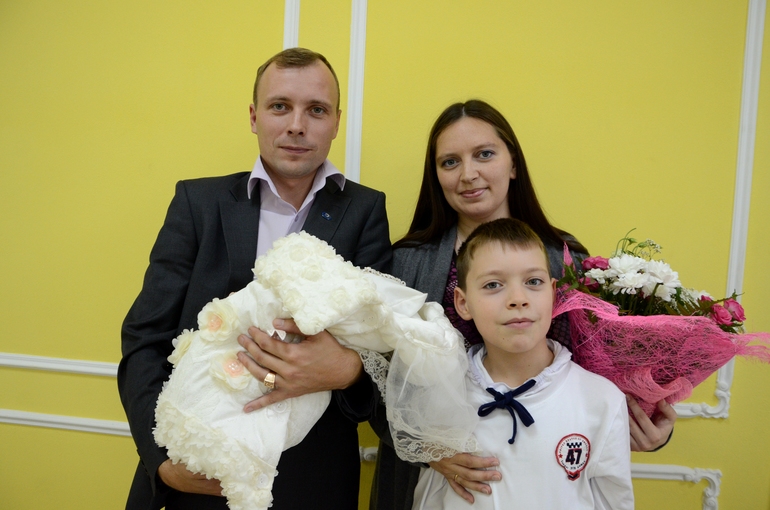 А нам сегодня полтора года!!!