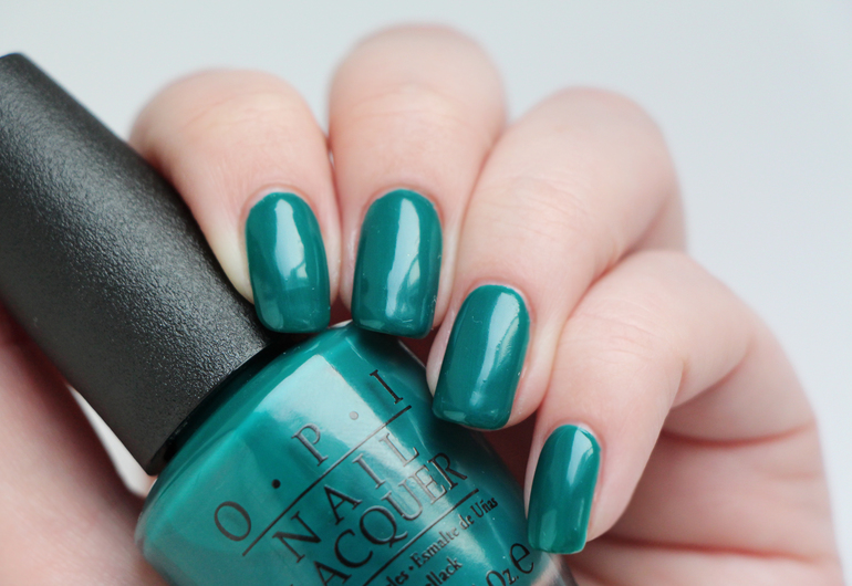 Приблизим весну зеленым оттенком  OPI Amazon..Amazoff