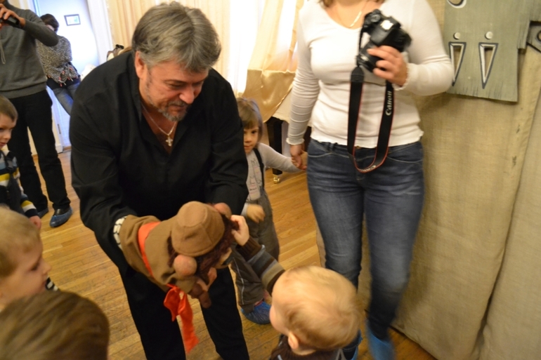 театр кукол папы Карло.