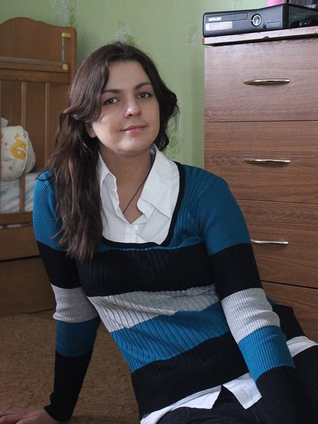 Девочки, посоветуйте стрижку и цвет волос пожалуйста.