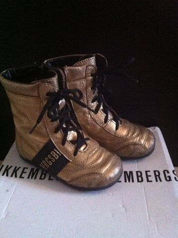 недорого GF ferre Blumarine Bikkembergs 22,24,27  размера  700-800-990р