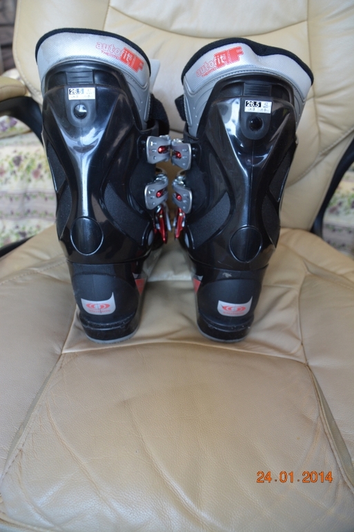 продам горнолыжные ботинки Salomon? h-h 26,5