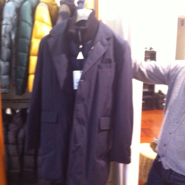 Moncler со скидками на заказ!мужское!)