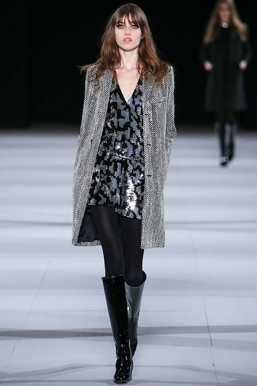 Возвращение супермини в коллекции Saint Laurent