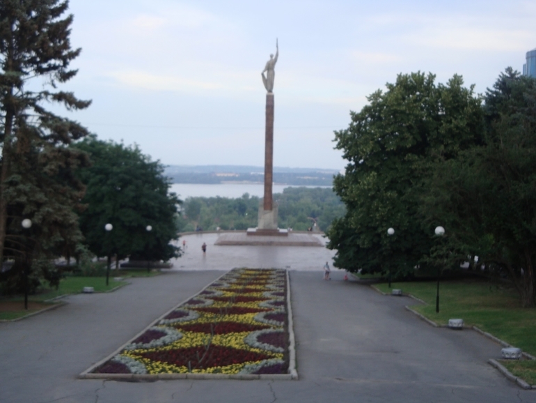 Вечерняя прогулка по аллее Славы
