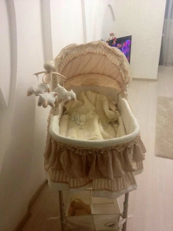 Продам колыбель Simplicity 3050 SWT