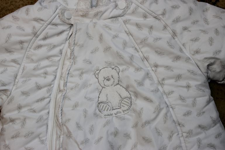 комбинезон-конверт белый Mothercare + шапочка kanz 0-3мес