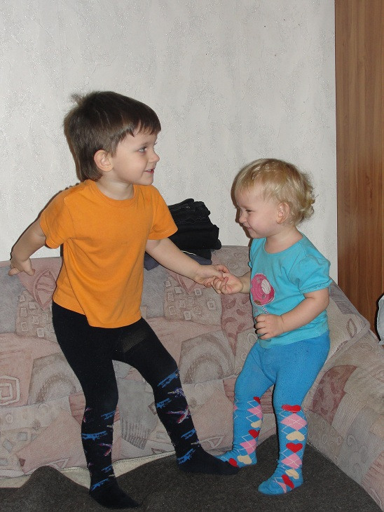 Немного о нас)