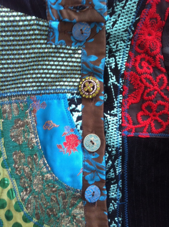 Пристрою новое пальто Desigual, 36 размер