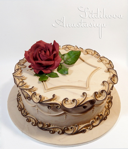 Royal Icing. Бежевый со скроллами